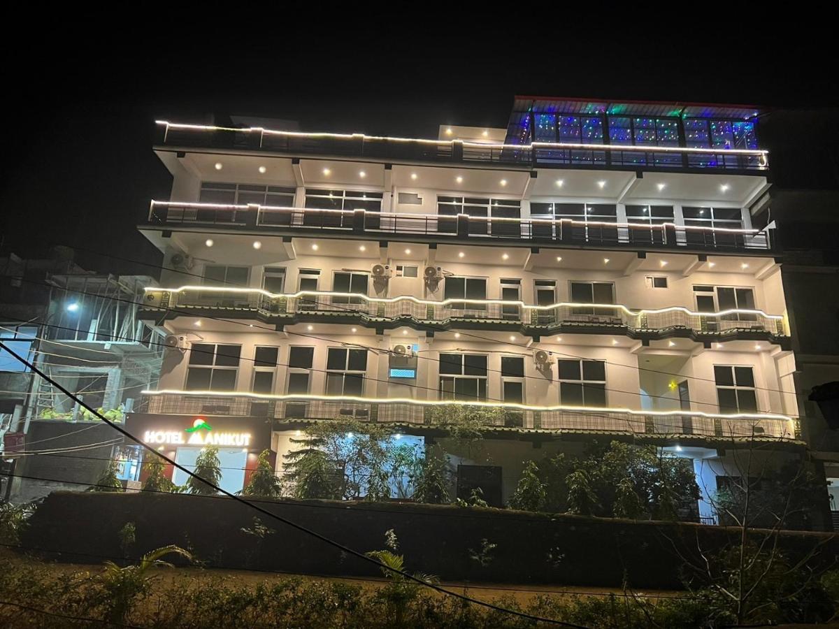 Hotel Manikut Rishikesh Luaran gambar